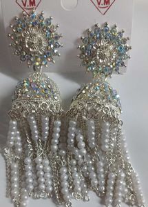White toned jhumka with pearl hangings