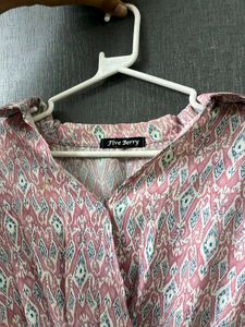 Stylish Pink Printed Crop Top