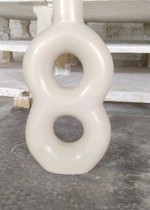 Premium 8 Shape Infinity Ceramic Vase - Beige Mode