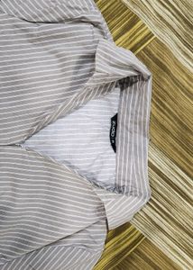 Striped V-Neck Long Sleeve shirt