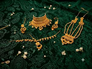 Exquisite Gold-Plated Indian Bridal Jewellery Set