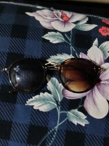 Round Tortoiseshell Sunglasses