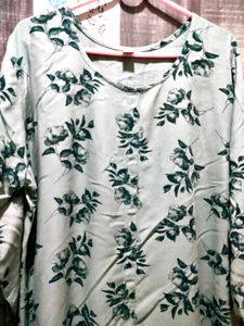 Flowy Floral Print Kurta