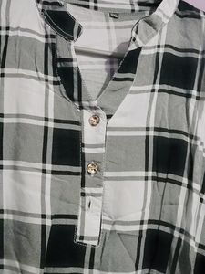 Black And White Check Balloon Pattern Tshirt