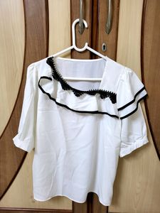Designer Top Never Used For Rs200