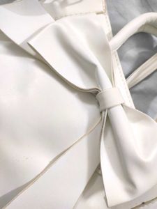 savana Cute White Bow Handbag(unusedd)