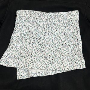White Floral Mini Skort 🌸