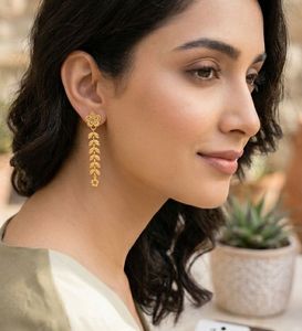 Elegant Gold Leaf Drop Earrings