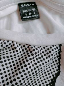 Unique Graphic Tee Savana Zara H&amp;M