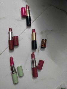 Lot of 6 Lipsticks