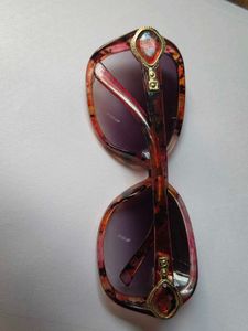 Stylish Women's Sunglasses