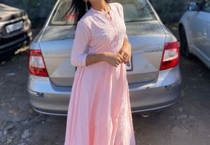 Elegant Pink Embroidered Kurta