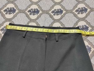 Chic Grey Wide-Leg Trousers