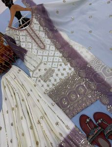 Elegant Embroidered Kurta Set