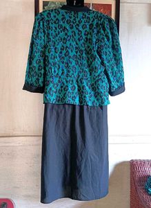 Stylish Teal Leopard Print Kurta Set