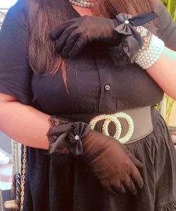 Elegant ruffle Lace Gloves