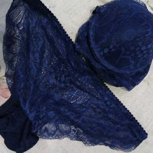 Lace Bra and Panty Set underwired