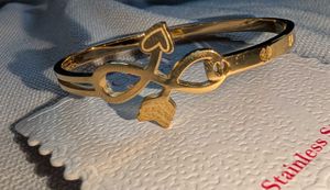 Anti tarnish Gold Tone Arrow & Heart Bracelet