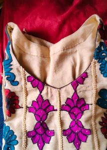 Beautifully Embroidered Kurta set with chudidar