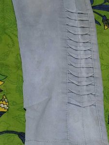 Light Wash Denim Jeans with Ruched Details