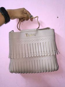Cute Cat Handle Fringed Handbag