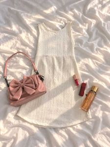 Chic White Sleeveless Dress