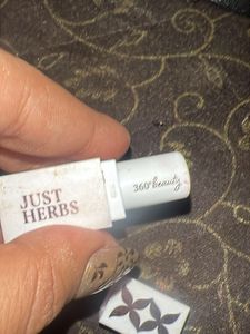 JUST HERBS lipstick