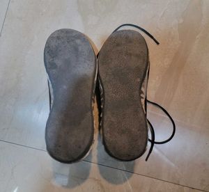 Athletic Sports Shoes