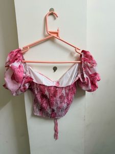 Floral Off-Shoulder Crop Top