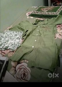 Green Embroidered Two-Piece Set