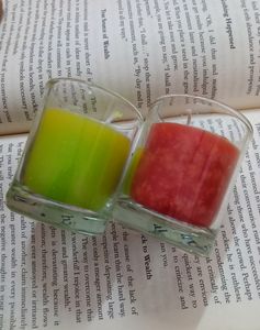 Two set Candle- Red and Green