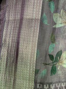 Elegant Floral &amp; Ethnic Print Saree with Blouse