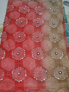 i am selling saree with full of sequins