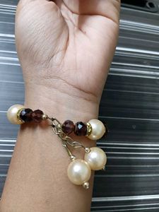 Set of 2 Beaded &amp; Pearl Bracelet