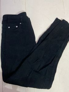 h &amp; m black jeans🌟limited period offer