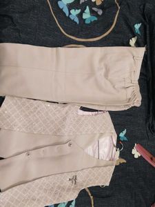 Boys 3-Piece Party/Wedding Suit (new without tag)