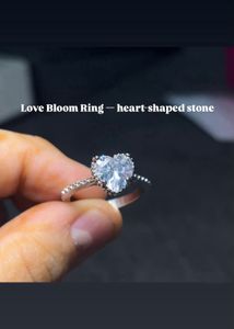 Love Bloom Heart Ring