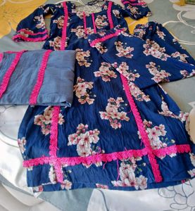 Navy Floral Kurta Set with Pink Trim
