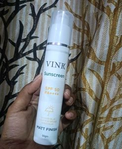 VINR Sunscreen &amp; Rosemary Hair Spray