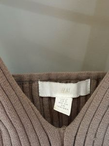 H&amp;M Knit Crop Top
