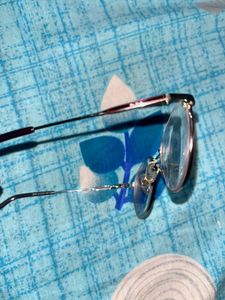 Stylish Round Frame Eyeglasses