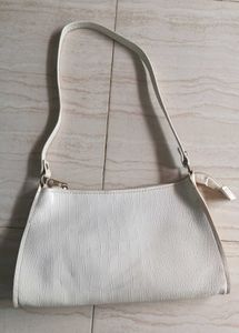 Chic White Shoulder Bag