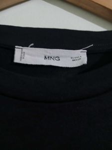 Basic Black T shirt