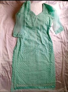 Beautiful Chicken Kari Suit