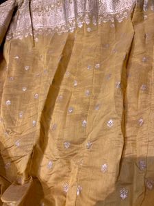 YTILAUQWBeautiful   Branded Lehnga Choli.     Heav