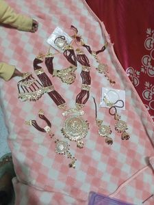 Elegant Maroon & Gold Jewellery Set