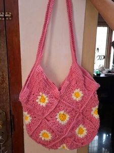 Crochet Daisy Tote Bag