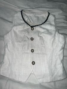 Chic Sleeveless Vest with Pearl Buttons