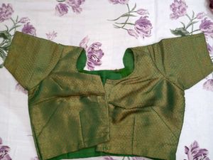 Green &amp; Gold Striped Saree Fixed Price