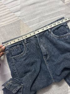 Stylish Black Cargo Jeans